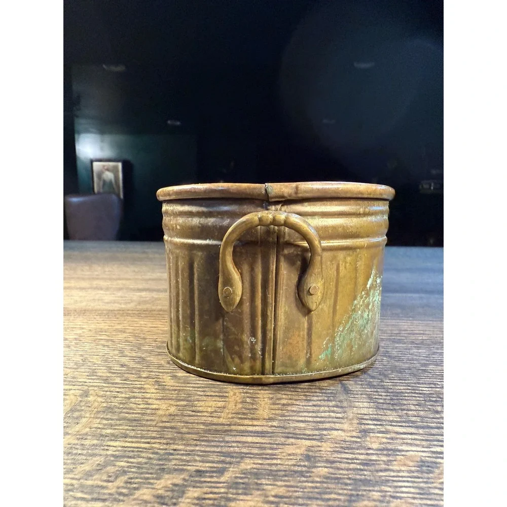 Vintage Brass Oval Planter with Handles – 8.5